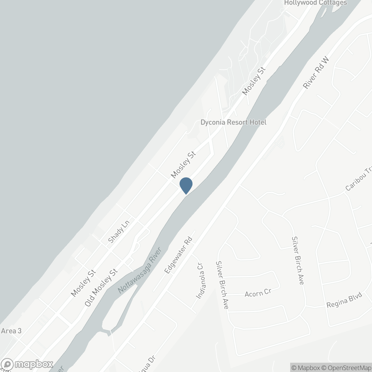 83 OLD MOSLEY STREET, Wasaga Beach, Ontario L9Z 2J5